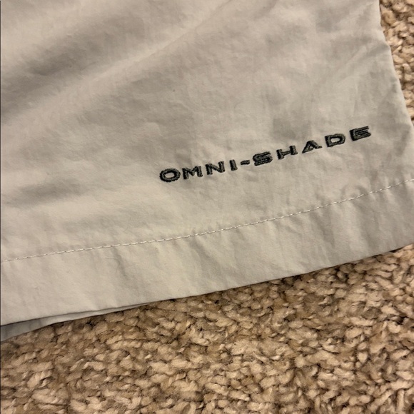 Men’s Columbia PFG Omni- shade size medium light gray shorts - Picture 2 of 6